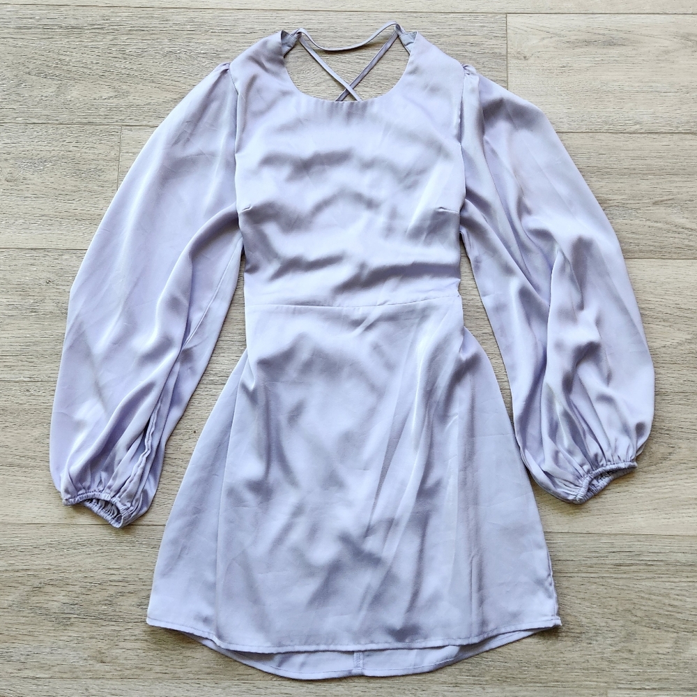 Le Lis Collection Lavender Satin Long Sleeve Dress Womens Large Open Back